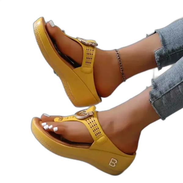 PediChic-Tongs-orthopediques-femmes-modernes-et-elegantes-4 PediChic-Tongs-orthopediques-femmes-modernes-et-elegantes-4